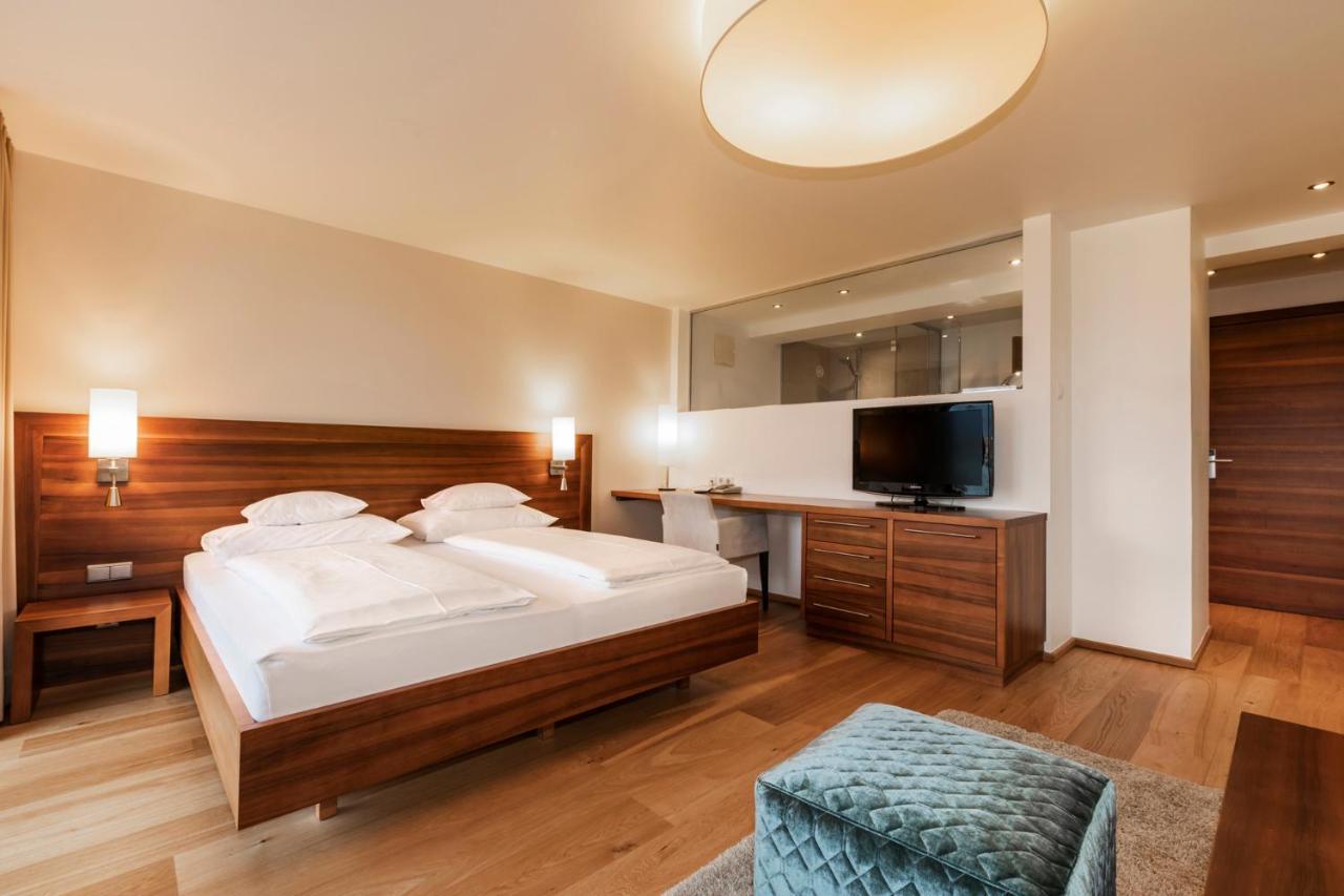 Seehotel Restaurant Lackner Мондзее Экстерьер фото