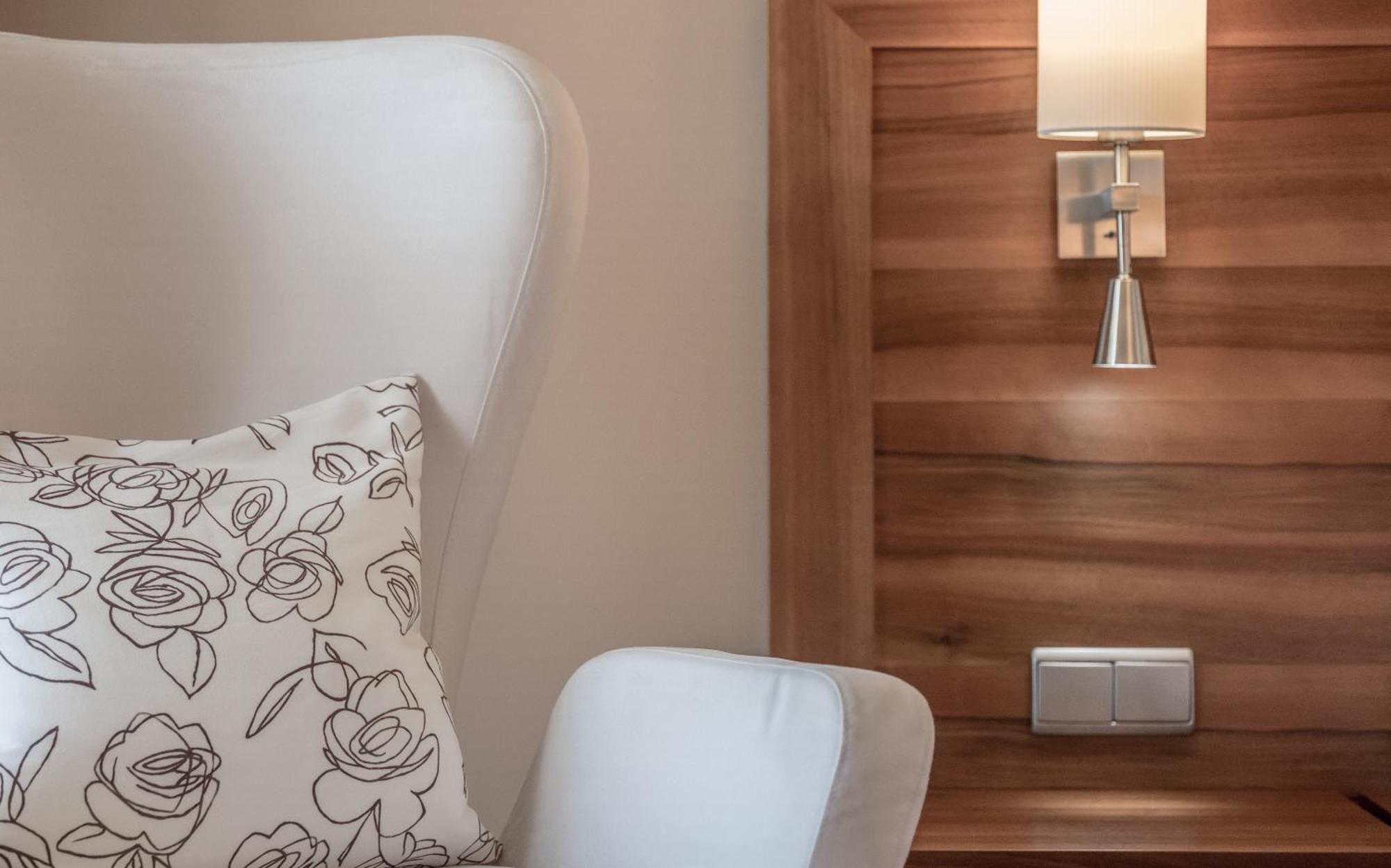 Seehotel Restaurant Lackner Мондзее Экстерьер фото