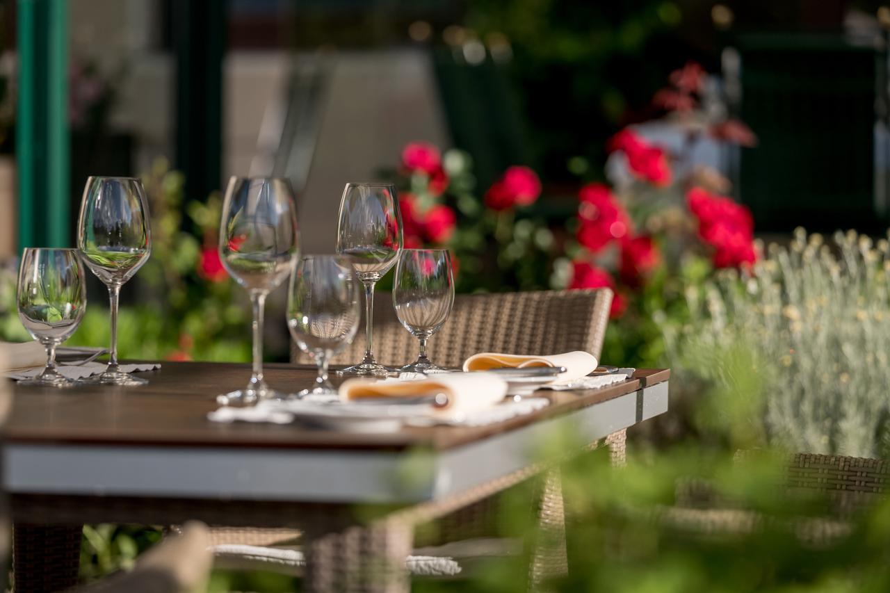 Seehotel Restaurant Lackner Мондзее Экстерьер фото